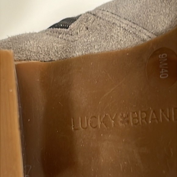 Lucky Brand Noryn Boot Womens US 9 Eu 40 Gray Suede Side Zip - Picture 11 of 15
